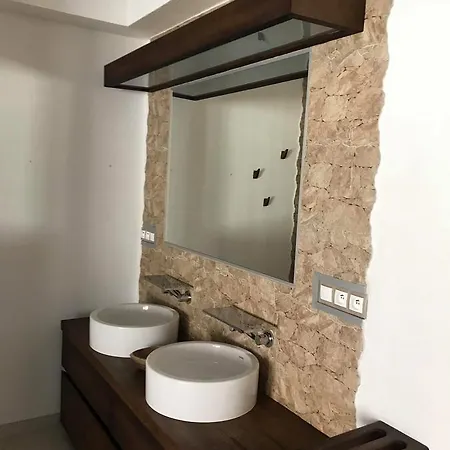 Ubytovanie Mochovce منزل للإقامة *